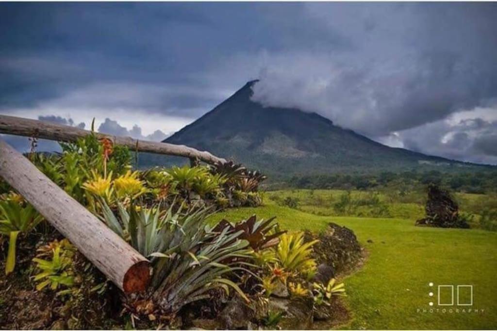 Lisa Loft Boutique Apartment La Fortuna Buitenkant foto